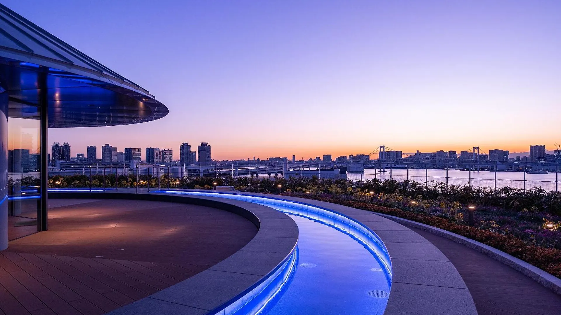 Tokyo Toyosu Manyo Club Hotel